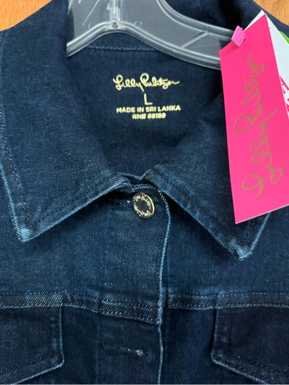 NWT Lilly Pulitzer Laylani navy denim jacket in Cosmic Wash Large - Picture 4 of 5